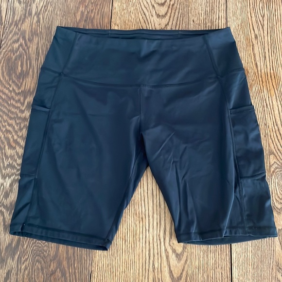 oalka | Shorts | Oalka Athletic Bike 